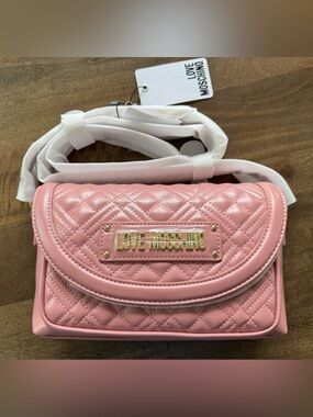 Love Moschino Pink Quilted Shoulder Bag with Gold Logo Plate